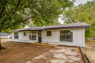 703 Odell Street, Cleburne, TX 76033