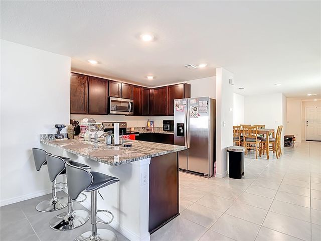 37501 SHARKS EYE LANE, Zephyrhills, FL 33541