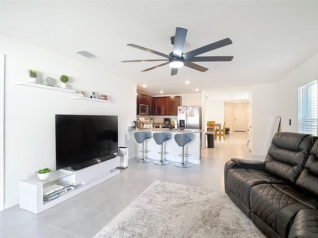 37501 SHARKS EYE LANE, Zephyrhills, FL 33541