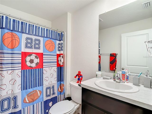 37501 SHARKS EYE LANE, Zephyrhills, FL 33541