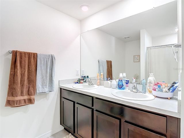 37501 SHARKS EYE LANE, Zephyrhills, FL 33541