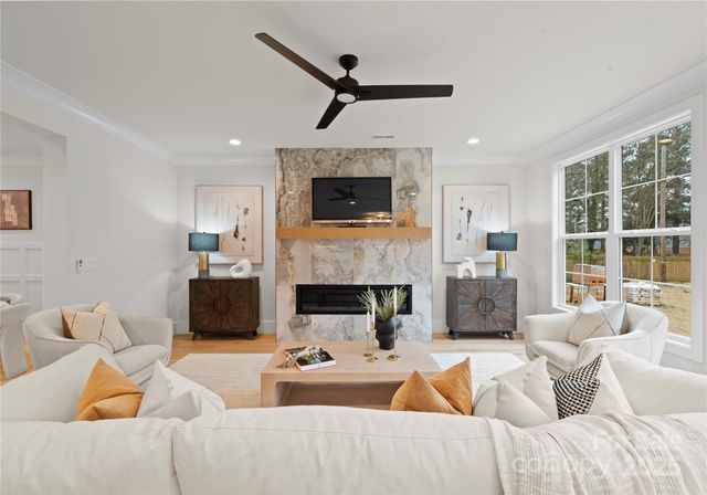 1641 Longfellow Street, Charlotte, NC 28205