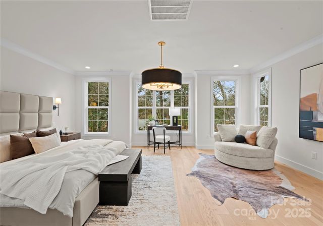 1641 Longfellow Street, Charlotte, NC 28205