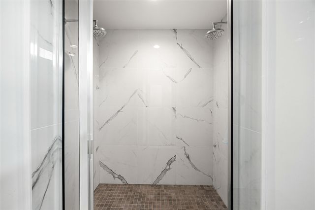 2819 Decker Place, Houston, TX 77003