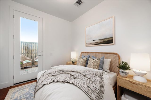 2819 Decker Place, Houston, TX 77003