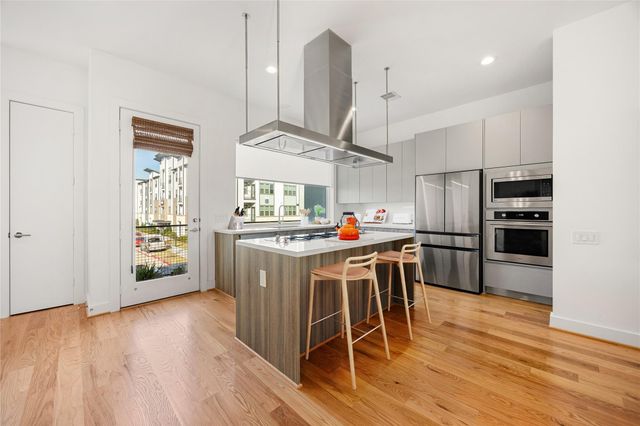 2819 Decker Place, Houston, TX 77003