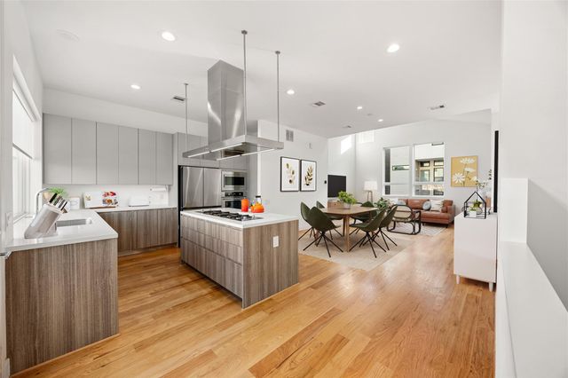 2819 Decker Place, Houston, TX 77003