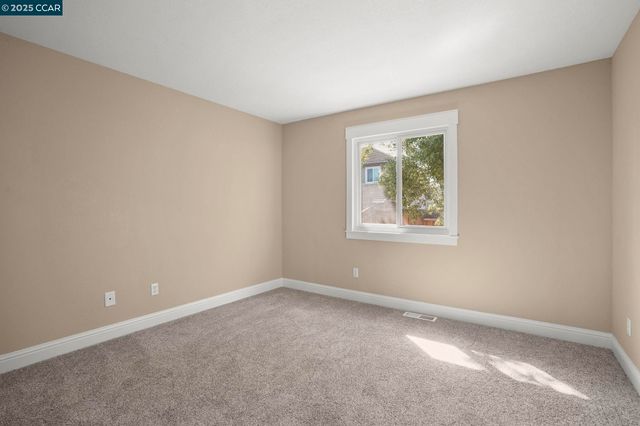 1541 Larkspur Ct, Oakley, CA 94561