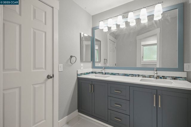 1541 Larkspur Ct, Oakley, CA 94561