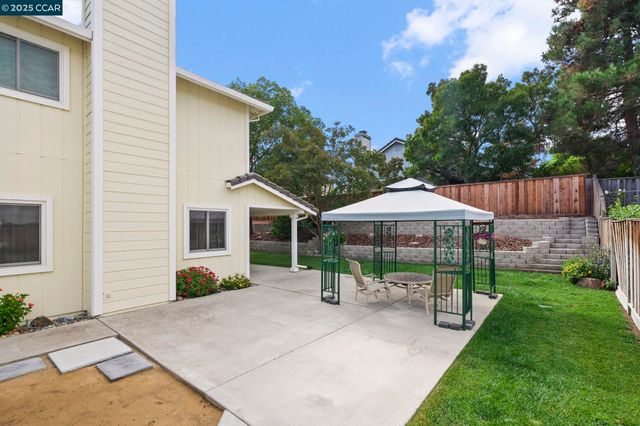 1541 Larkspur Ct, Oakley, CA 94561