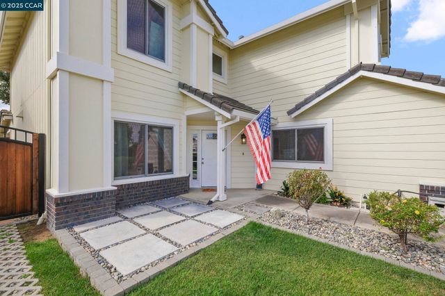 1541 Larkspur Ct, Oakley, CA 94561