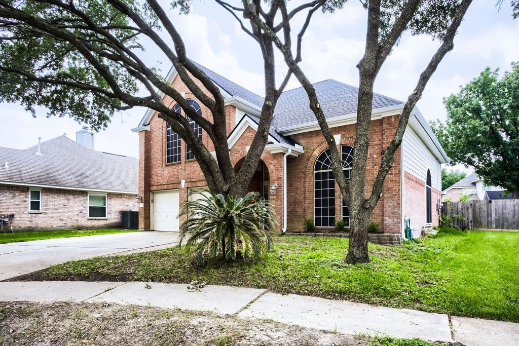10155 Rustic Bend Court, Houston, TX 77064