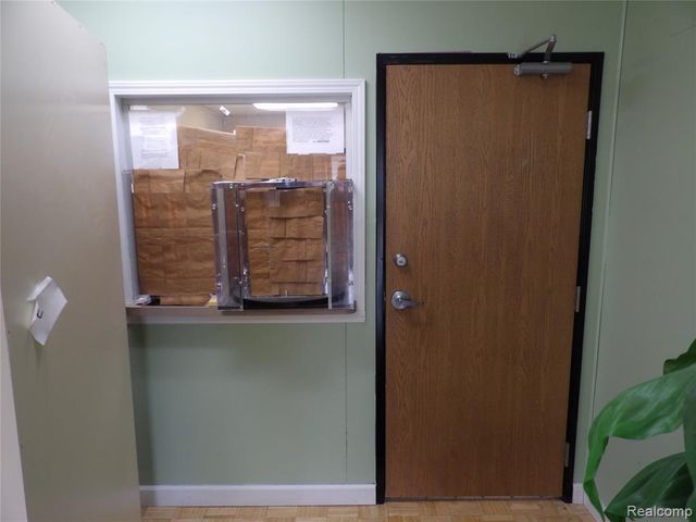 XXXXX Undisclosed, Detroit, MI 48206