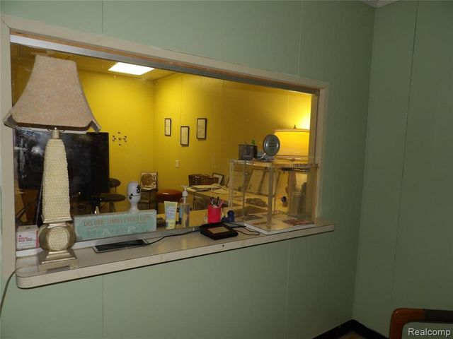 XXXXX Undisclosed, Detroit, MI 48206