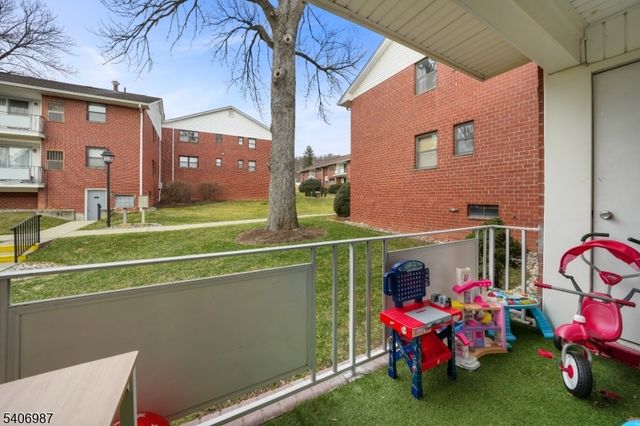 1300 Rock Ave APT F1, North Plainfield Boro, NJ 07060