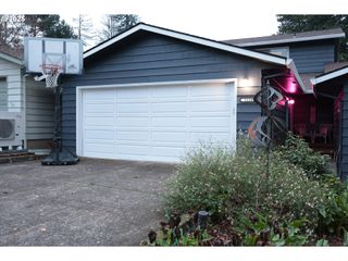 1110 Nw SPRINGWOOD Ln, Mc Minnville, OR 97128