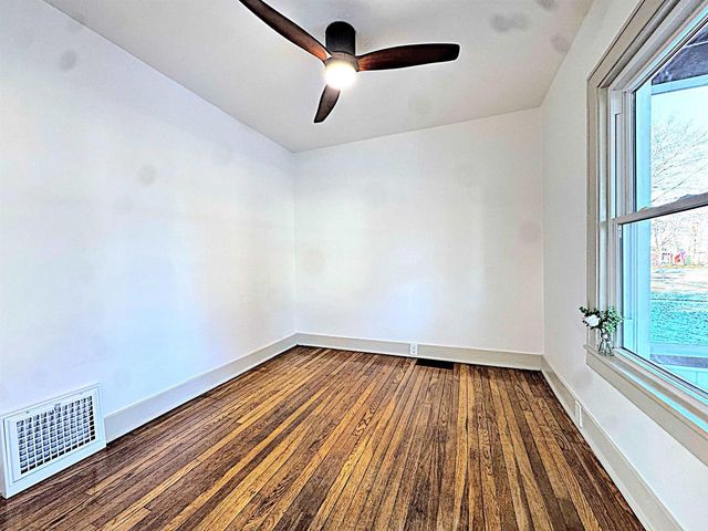 1633 BURDICK STREET, Oshkosh, WI 54901