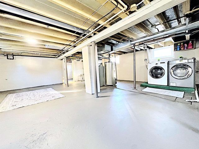 1633 BURDICK STREET, Oshkosh, WI 54901