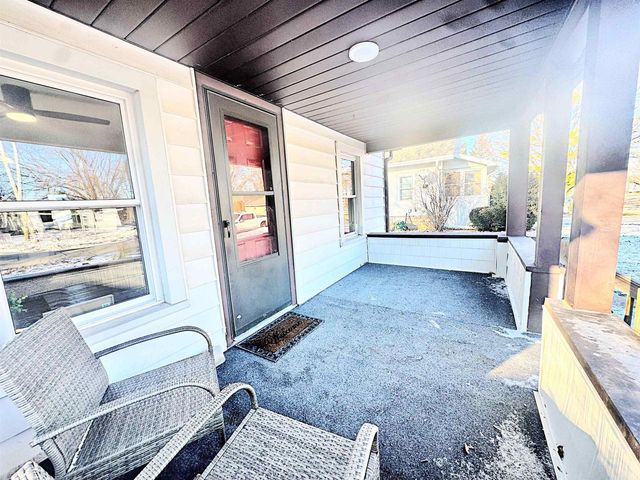 1633 BURDICK STREET, Oshkosh, WI 54901