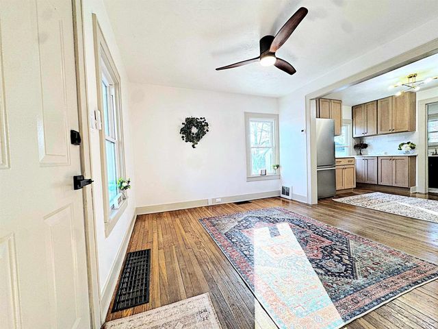 1633 BURDICK STREET, Oshkosh, WI 54901