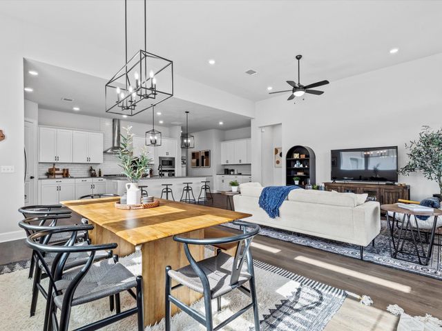 9001 Centurion PATH, Austin, TX 78744