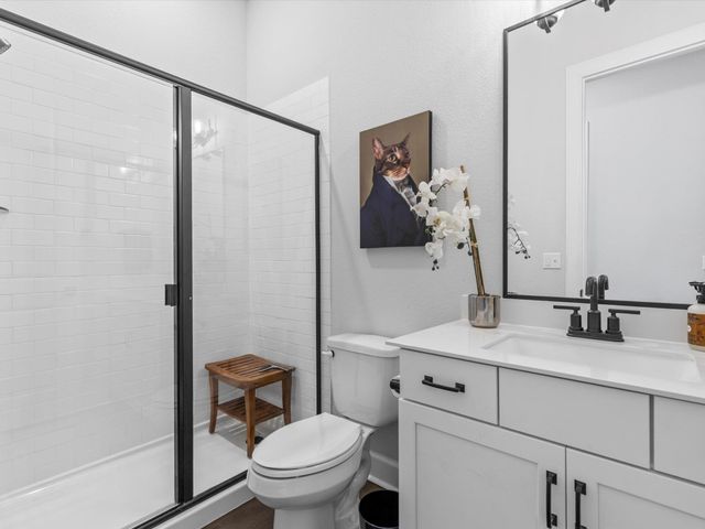 9001 Centurion PATH, Austin, TX 78744