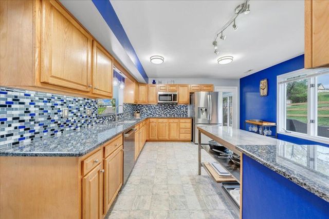 4236 Norwood ST, Roanoke, VA 24018