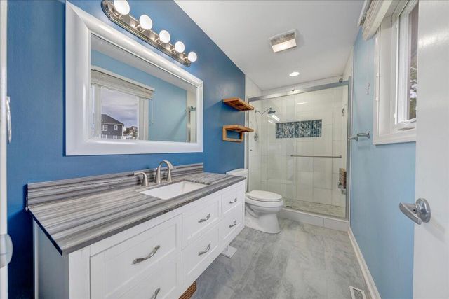 4236 Norwood ST, Roanoke, VA 24018