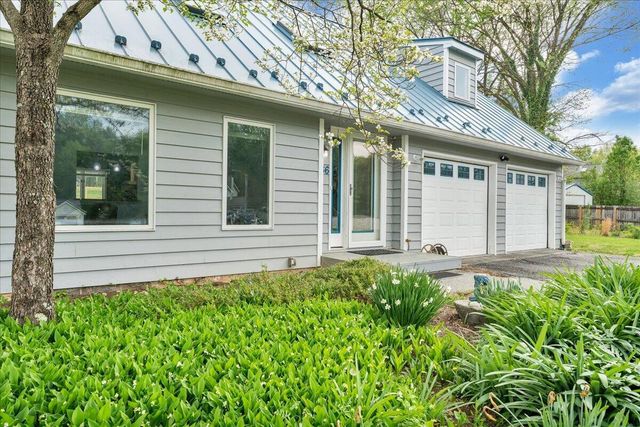 4236 Norwood ST, Roanoke, VA 24018