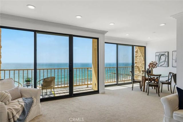 727 Esplanade 306, Redondo Beach, CA 90277