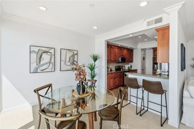 727 Esplanade 306, Redondo Beach, CA 90277