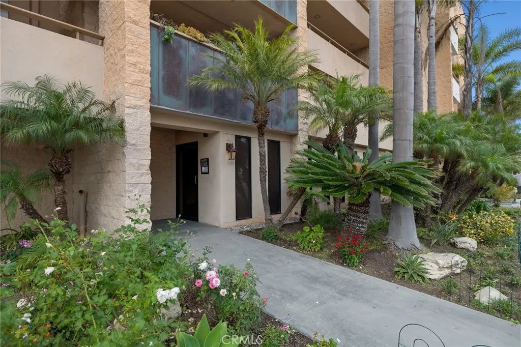 727 Esplanade 306, Redondo Beach, CA 90277