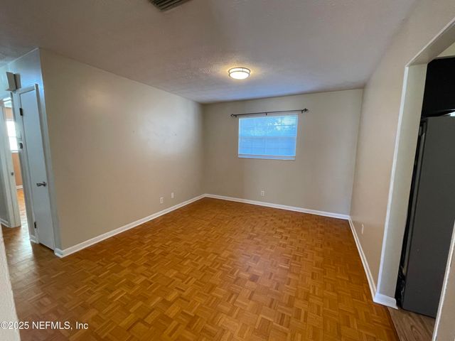 1136 WILLOW Lane, Orange Park, FL 32073