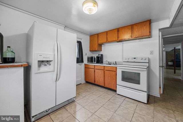 37420 HANDEL DR, Charlotte Hall, MD 20622