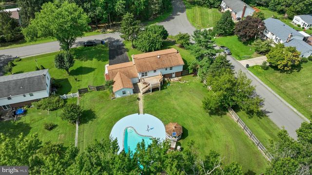 37420 HANDEL DR, Charlotte Hall, MD 20622