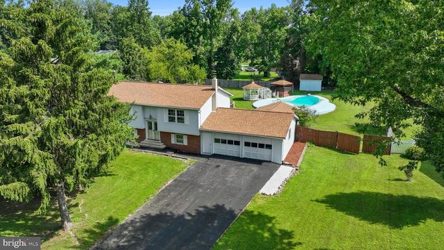 37420 HANDEL DR, Charlotte Hall, MD 20622