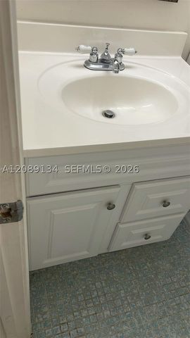 175 Sussex I 175, West Palm Beach, FL 33417