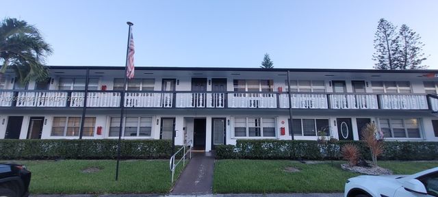 175 Sussex I 175, West Palm Beach, FL 33417