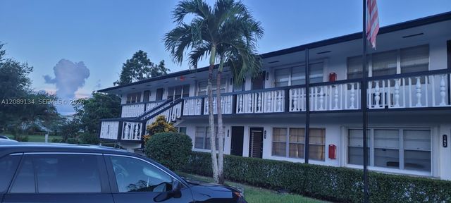 175 Sussex I 175, West Palm Beach, FL 33417