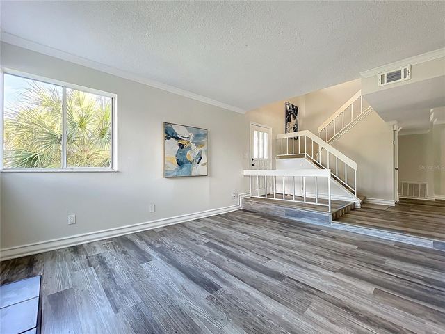 1040 WAVERLY DRIVE, Longwood, FL 32750