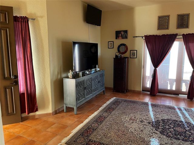 9017 BAYWOOD PARK DRIVE, Seminole, FL 33777