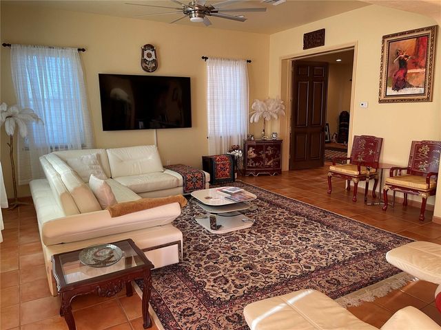 9017 BAYWOOD PARK DRIVE, Seminole, FL 33777