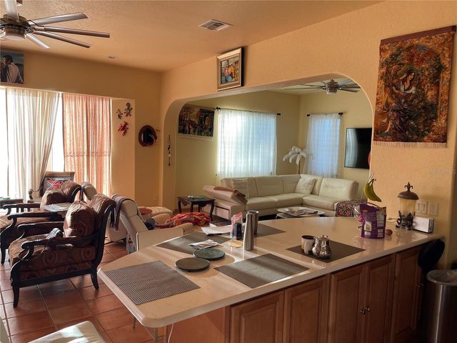 9017 BAYWOOD PARK DRIVE, Seminole, FL 33777