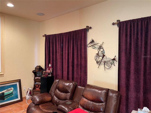 9017 BAYWOOD PARK DRIVE, Seminole, FL 33777