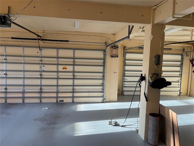 9017 BAYWOOD PARK DRIVE, Seminole, FL 33777