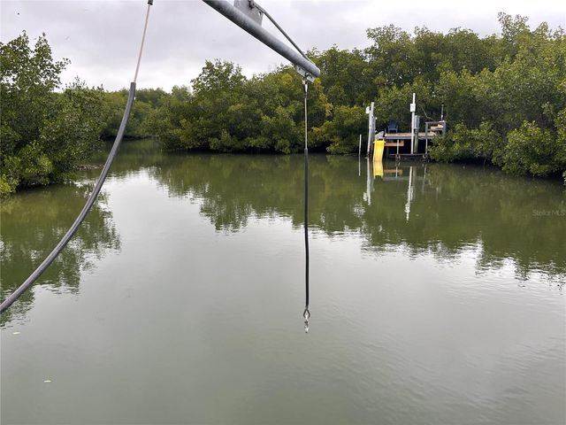 9017 BAYWOOD PARK DRIVE, Seminole, FL 33777