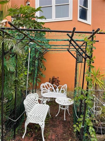 9017 BAYWOOD PARK DRIVE, Seminole, FL 33777