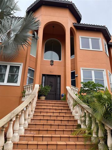 9017 BAYWOOD PARK DRIVE, Seminole, FL 33777