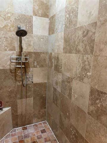 9017 BAYWOOD PARK DRIVE, Seminole, FL 33777