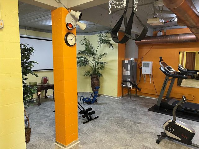 9017 BAYWOOD PARK DRIVE, Seminole, FL 33777